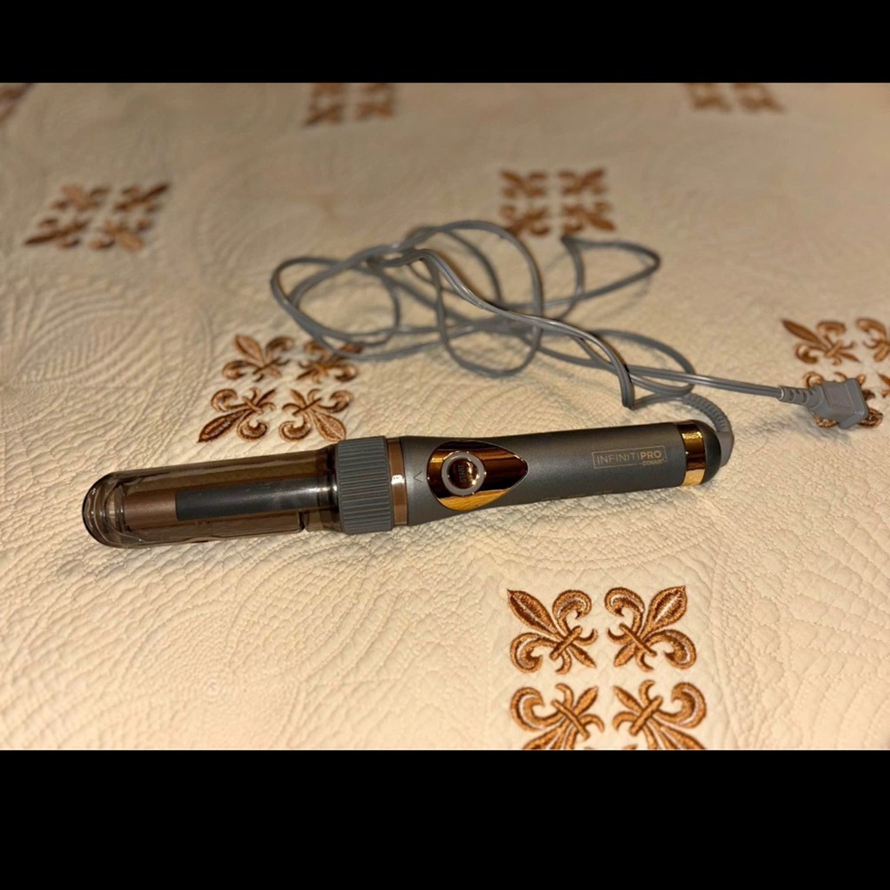 InfinitiPRO Curl Secret 2.0 Ceramic Rotating Curling Iron